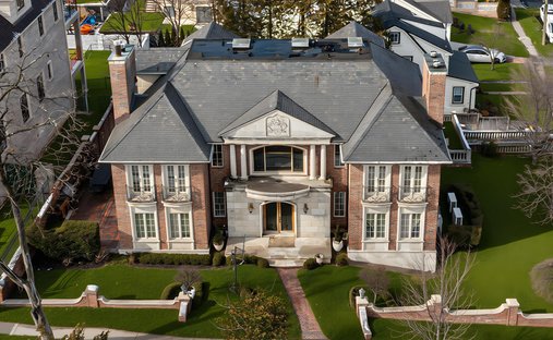 House in New York, New York, United States 1