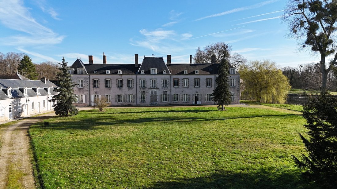 House in Huisseau-sur-Mauves, Centre-Val de Loire, France 1 - 17314710