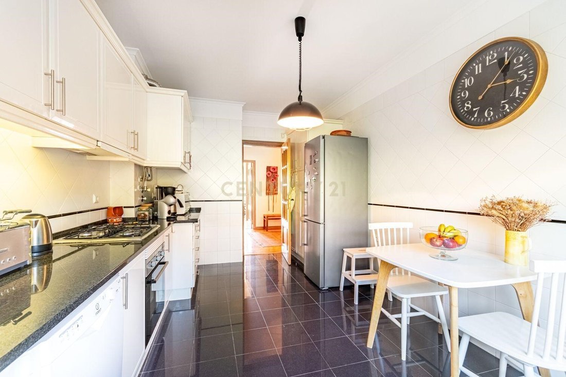 Apartment in Carcavelos e Parede, Lisbon, Portugal 4 - 17313925