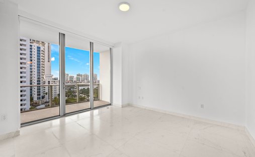 Condo in Sunny Isles Beach, Florida, United States 1