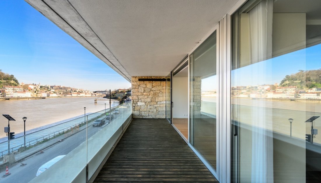 Apartment in Santa Marinha e Sao Pedro da Afurada, Porto District, Portugal 3 - 17311631