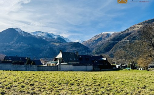 House in Saint-Lary-Soulan, Occitania, France 1