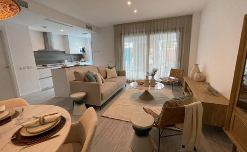 Apartment in Estepona, Andalusia, Spain 1