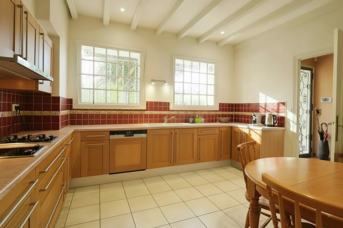 Villa in Pontaillac, Royan, France 4 - 17310725