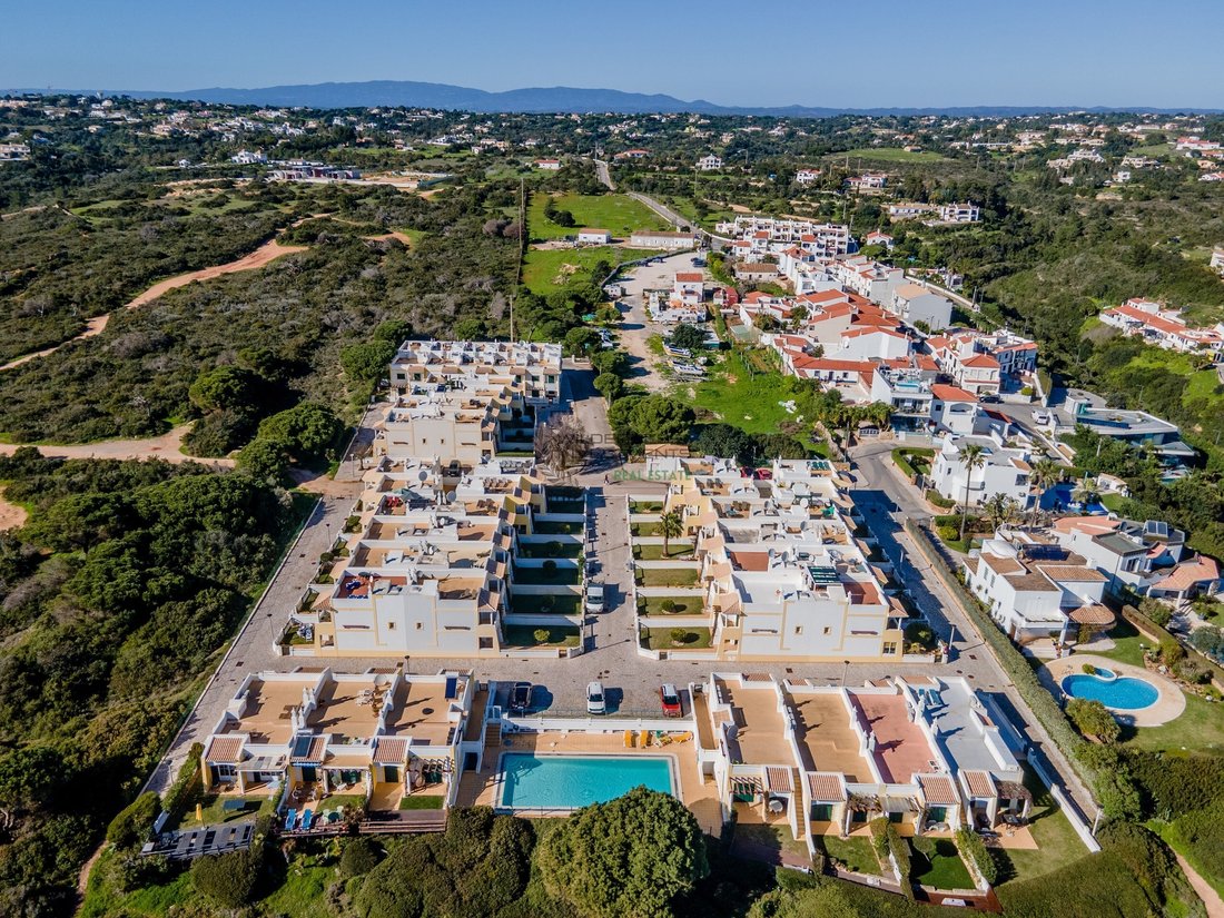 Townhouse in Lagoa e Carvoeiro, Algarve, Portugal 4 - 17320775
