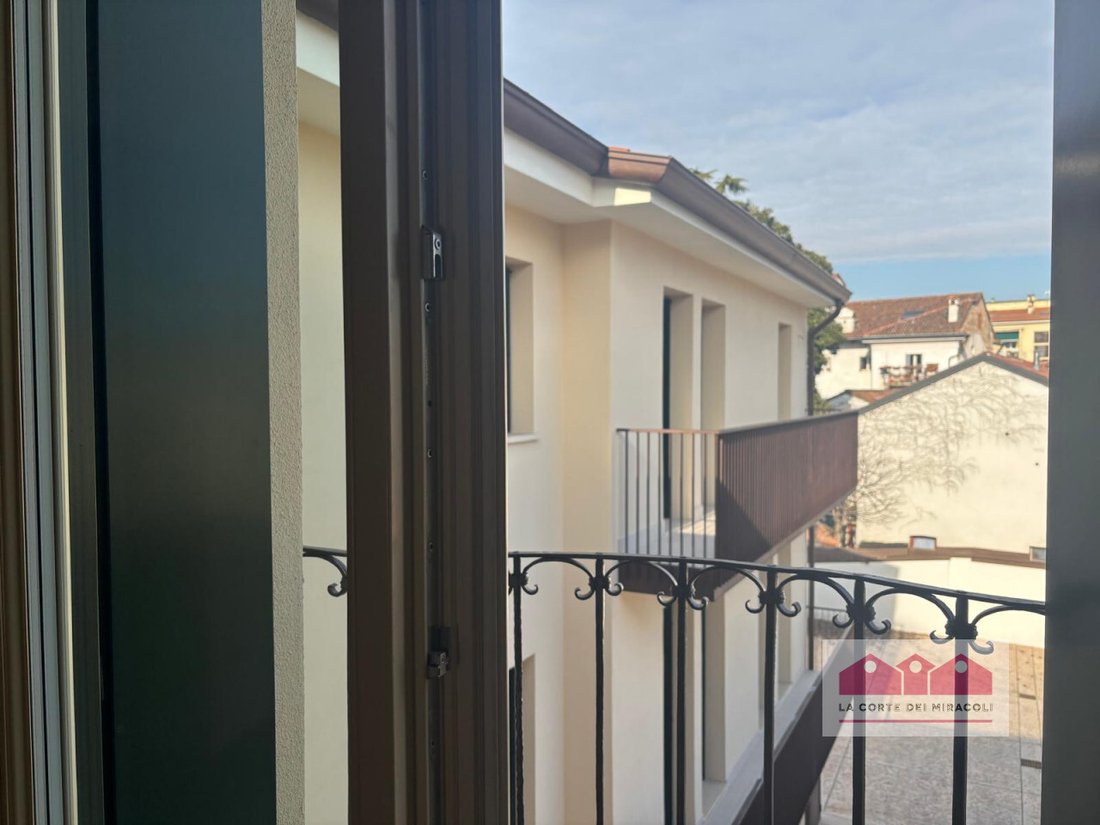 Apartment in Center, Vicenza, Veneto 5 - 17051923