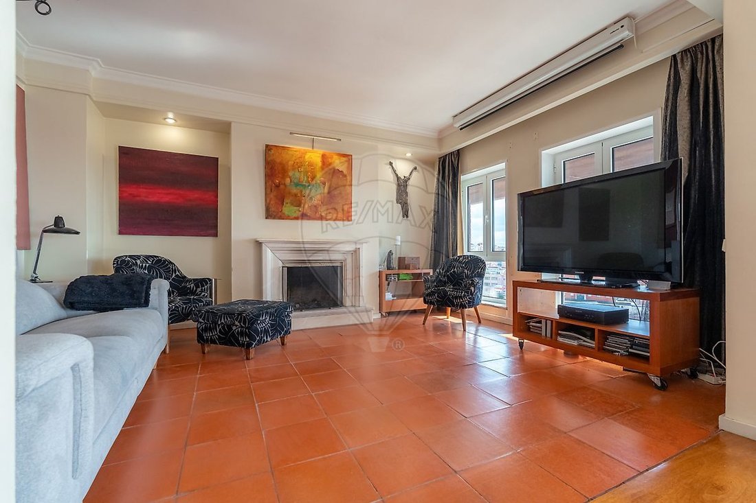 Apartment in Santo Antonio dos Olivais, Coimbra District, Portugal 5 - 17310312