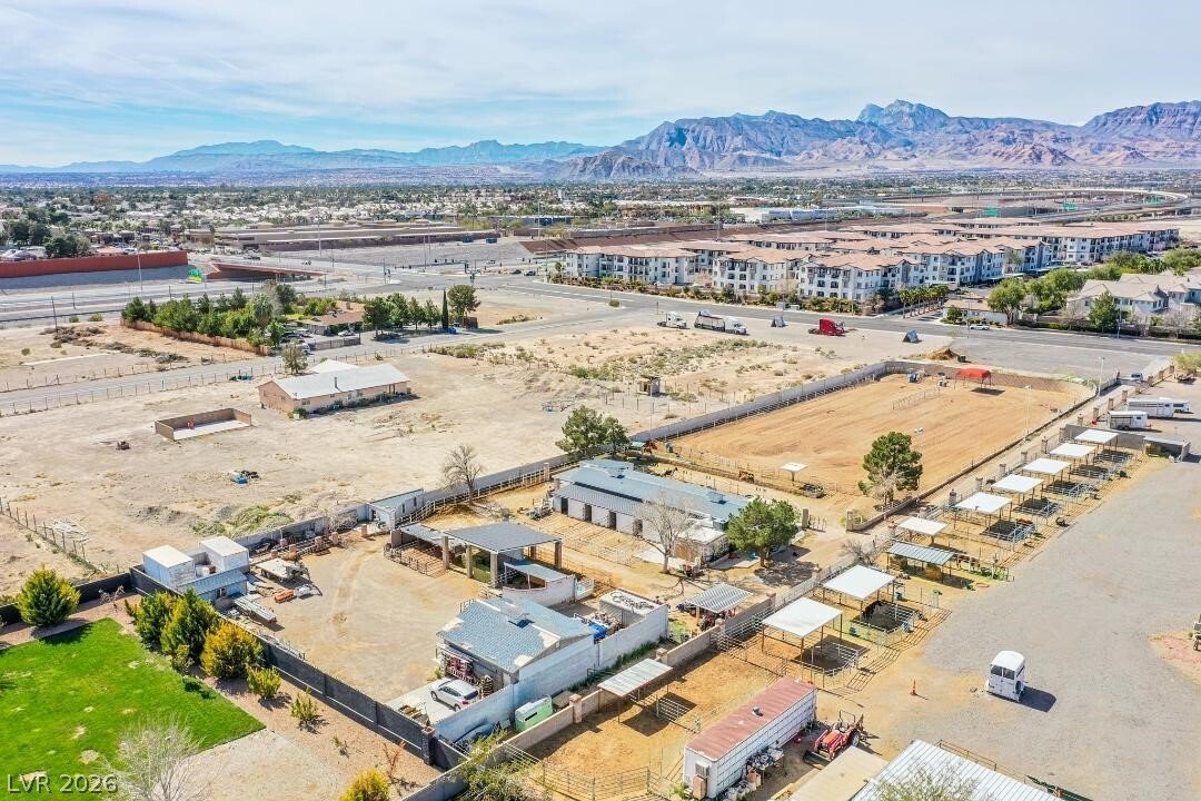 House in Las Vegas, Nevada, United States 1 - 17317297