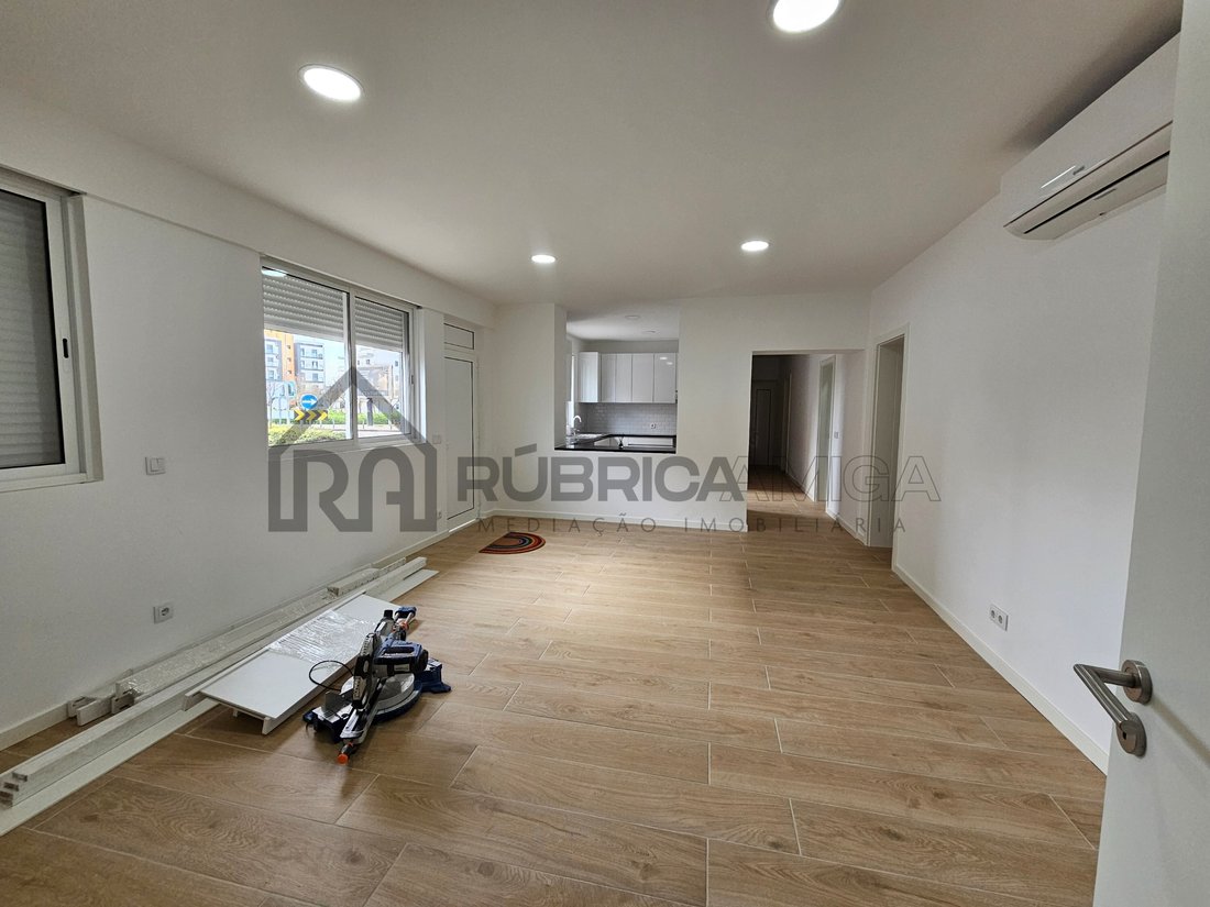 House in Alvorninha, Leiria District, Portugal 4 - 17316557