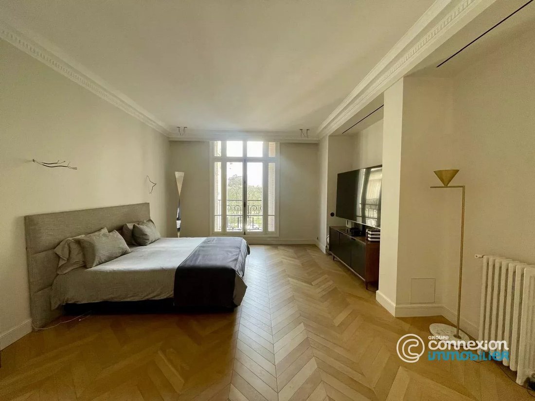 Apartment in Charles Laffitte, Neuilly-sur-Seine, France 5 - 17322679