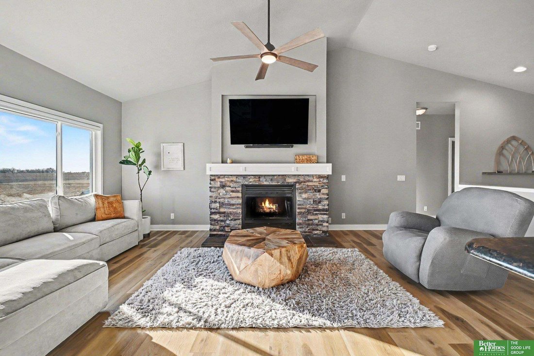 House in Springfield, Nebraska, United States 2 - 17317822