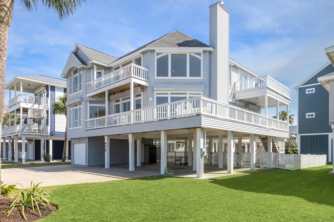 House in Galveston, Texas, United States 2 - 17310599
