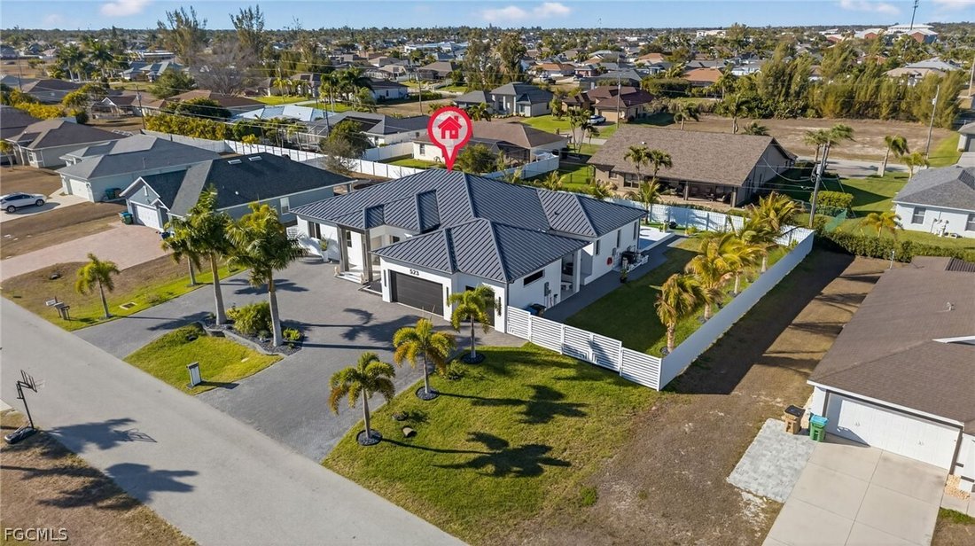 House in Cape Coral, Florida, United States 2 - 17312643
