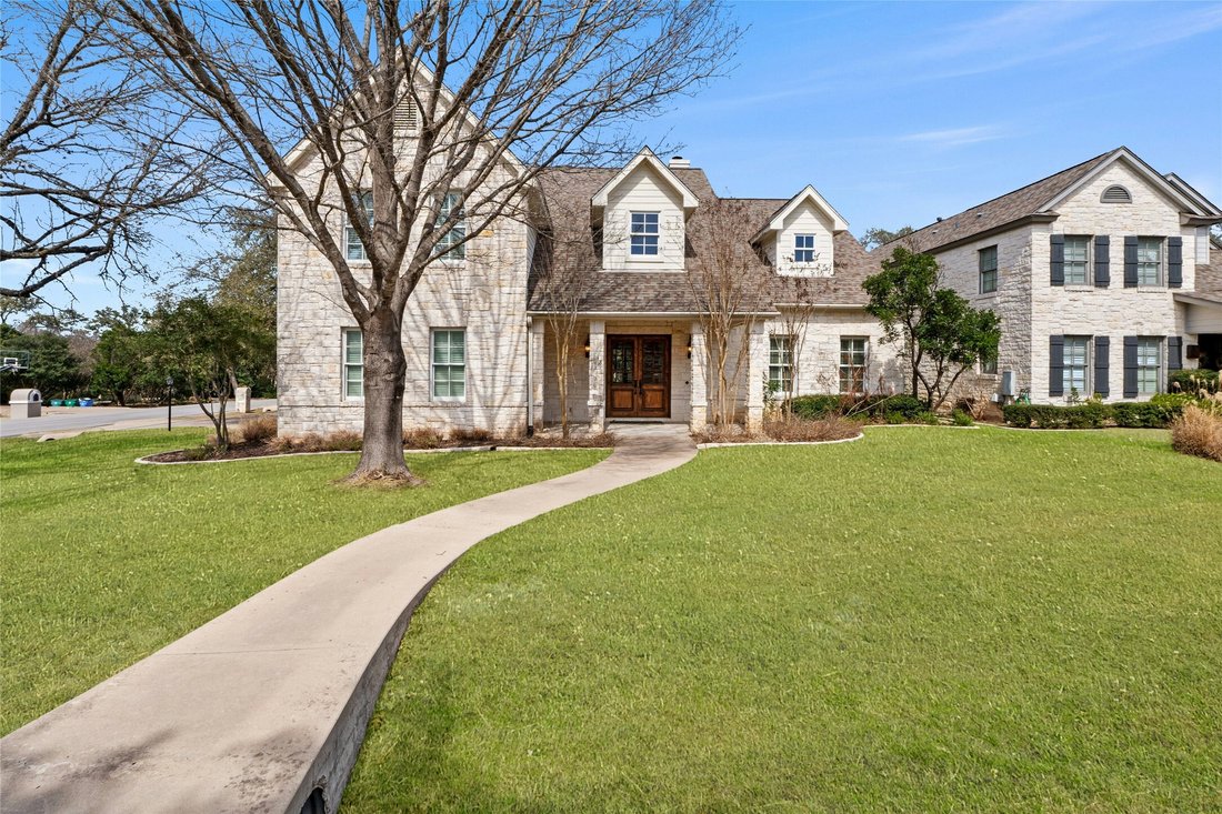 House in The Hills, Texas, United States 2 - 17313822