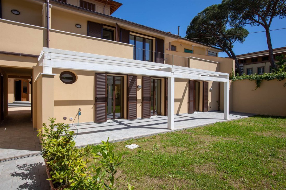 Villa in Thermal Park - Saint Anthony, Montecatini Terme, Italy 1 - 17314502