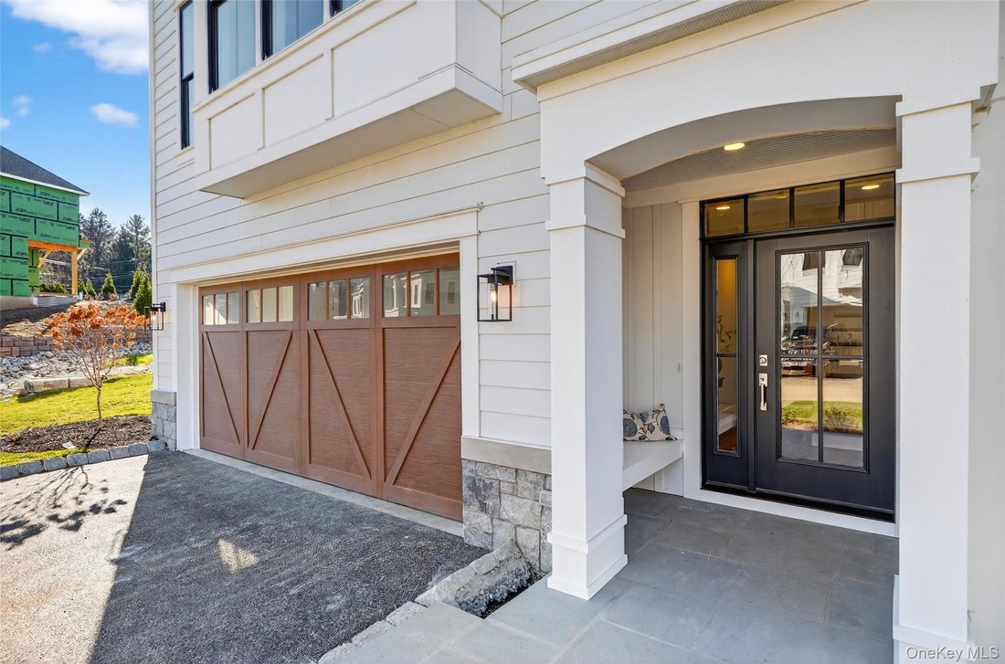 Condo in Yorktown Heights, New York, United States 3 - 17312479