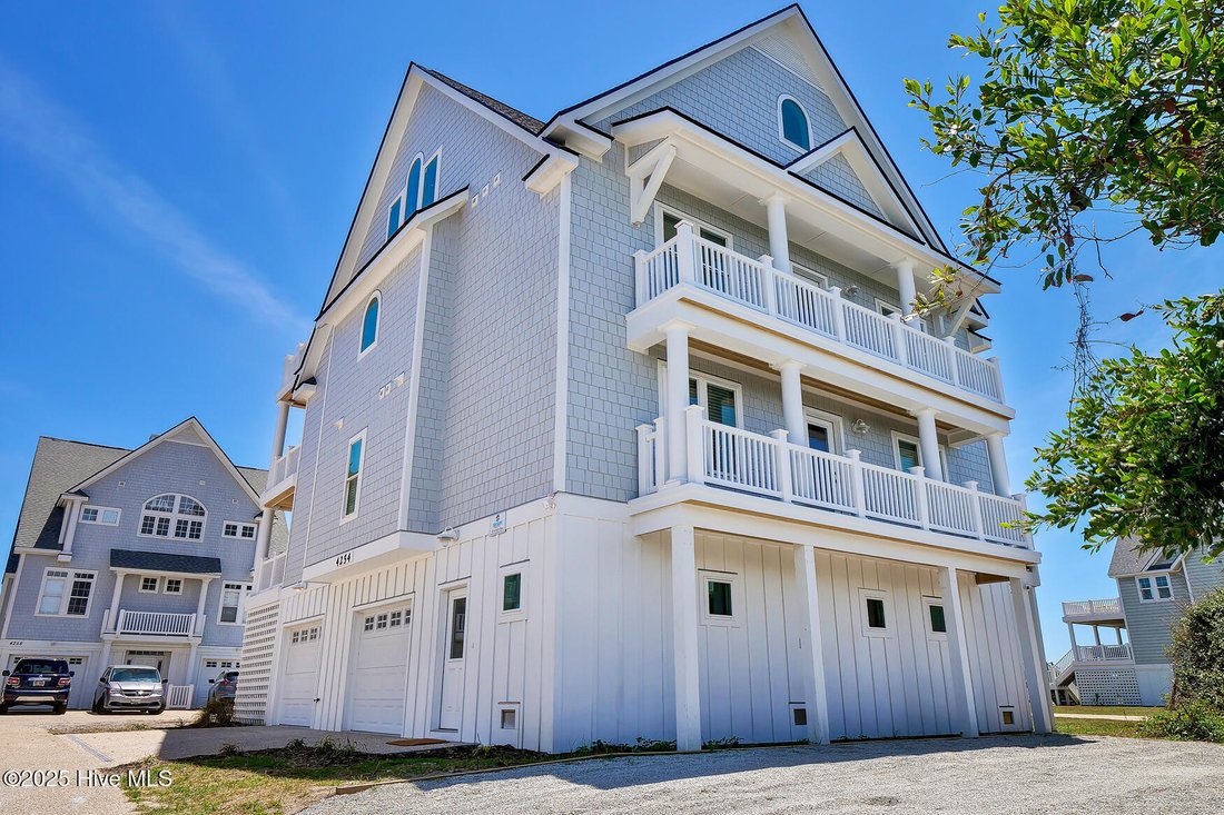 House in North Topsail Beach, North Carolina, United States 2 - 17313962