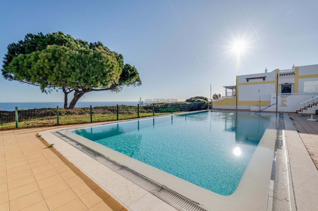 Townhouse in Lagoa e Carvoeiro, Algarve, Portugal 5 - 17320775