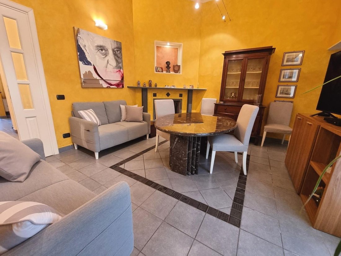 Villa in Historic Center, Viareggio, Tuscany 3 - 17318670
