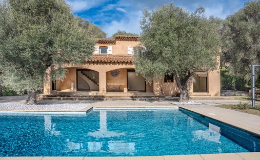 Villa in Mougins, Provence-Alpes-Côte d'Azur, France 1