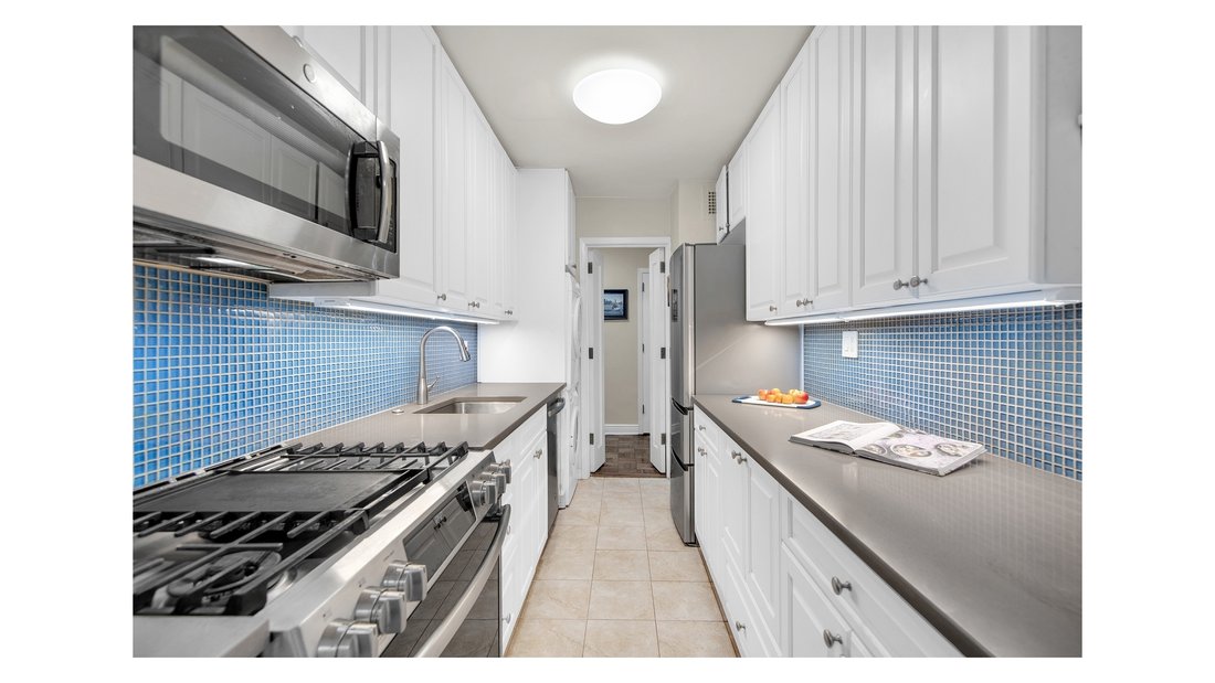 Co Op in New York, New York, United States 2 - 17319273