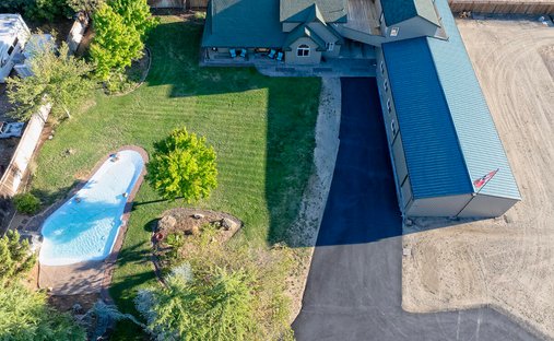 House in Shady Cove, Oregon, United States 1