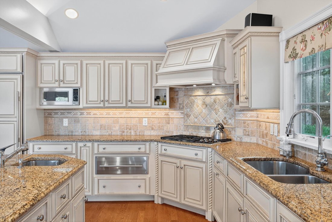 House in Harwich, Massachusetts, United States 4 - 17312005