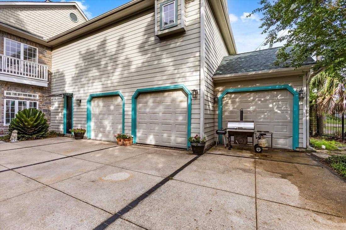 House in Bacliff, Texas, United States 5 - 17321220