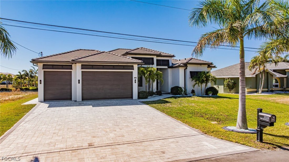 House in Cape Coral, Florida, United States 5 - 17321045