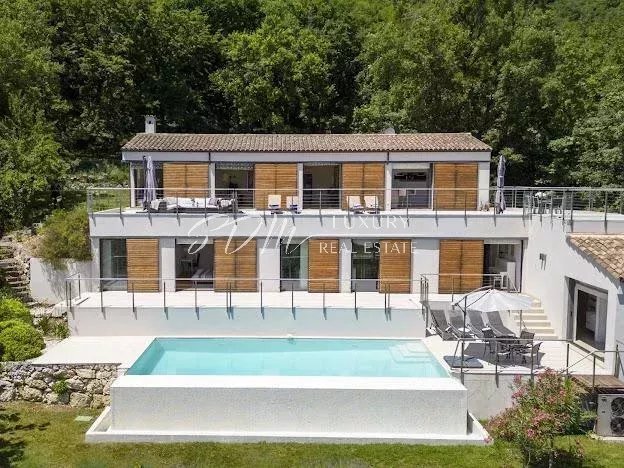 Villa in Tourrettes-sur-Loup, Provence-Alpes-Côte d'Azur, France 1 - 17321426