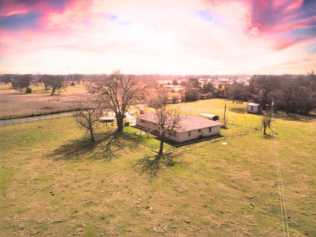 House in Hempstead, Texas, United States 2 - 17313190