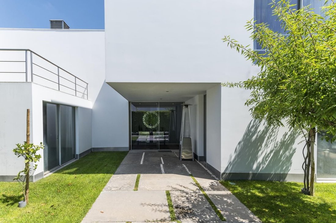 Villa a Carnaxide e Queijas, Lisbona, Portogallo 2 - 17316262