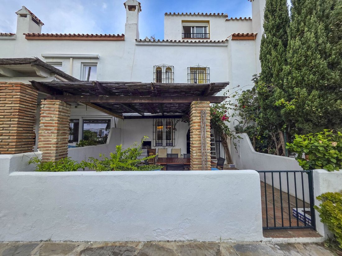 Townhouse in Casares, Andalusia, Spain 3 - 17314642