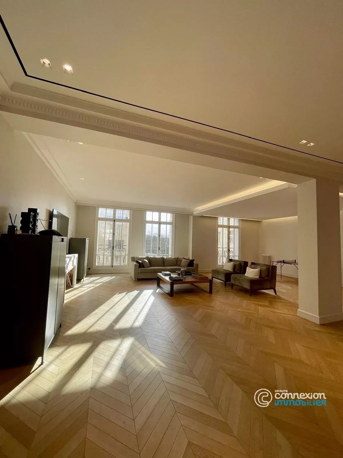 Apartment in Charles Laffitte, Neuilly-sur-Seine, France 2 - 17322679