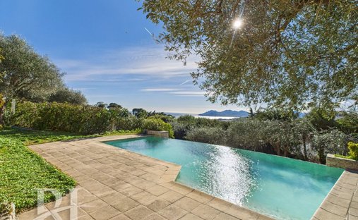 Villa in Collines, Le Cannet, France 1