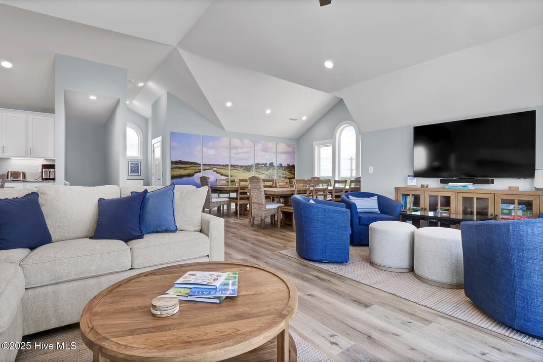 House in North Topsail Beach, North Carolina, United States 4 - 17313962