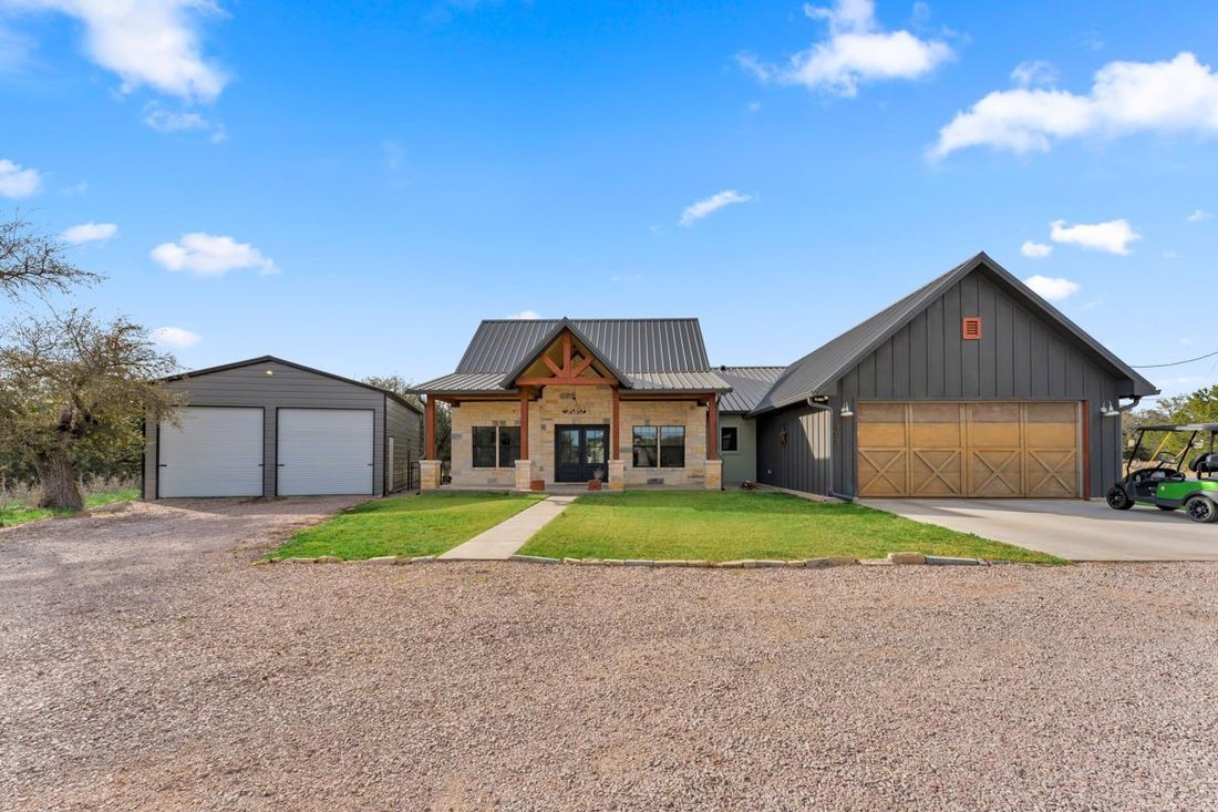 House in Burnet, Texas, United States 1 - 17313443