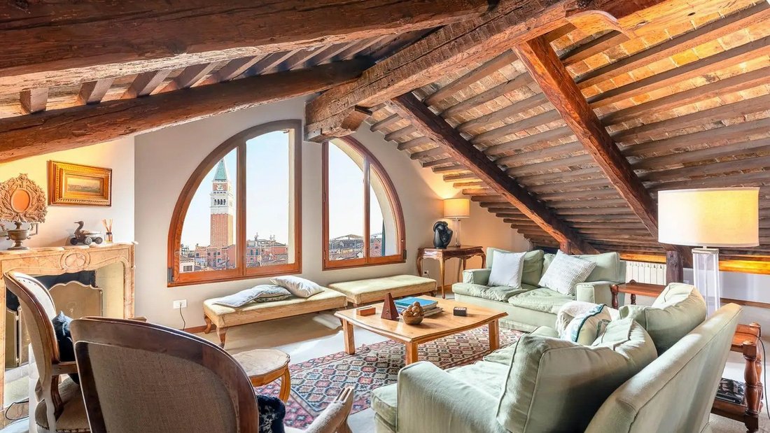 Penthouse In Venice, Veneto Stunning Views In Venice, Veneto, Italy For ...