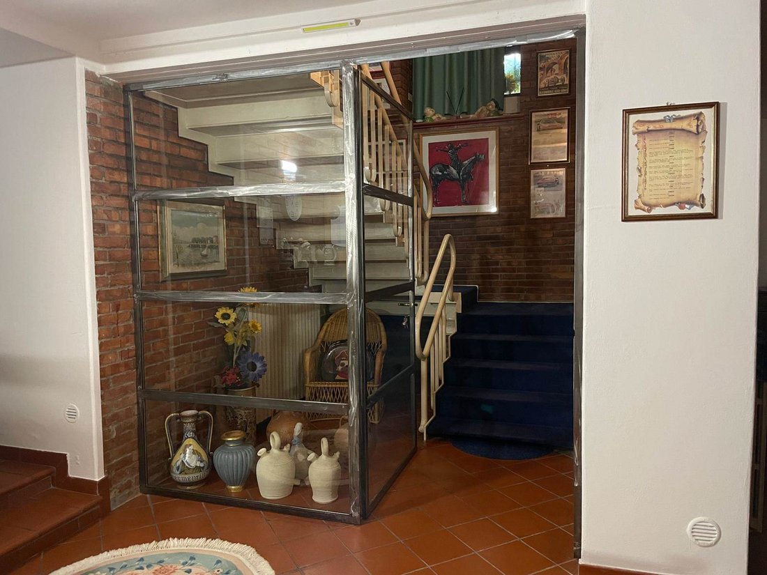 Villa in Casina Rossa - Zona Nord, Montecatini Terme, Tuscany 2 - 17314484