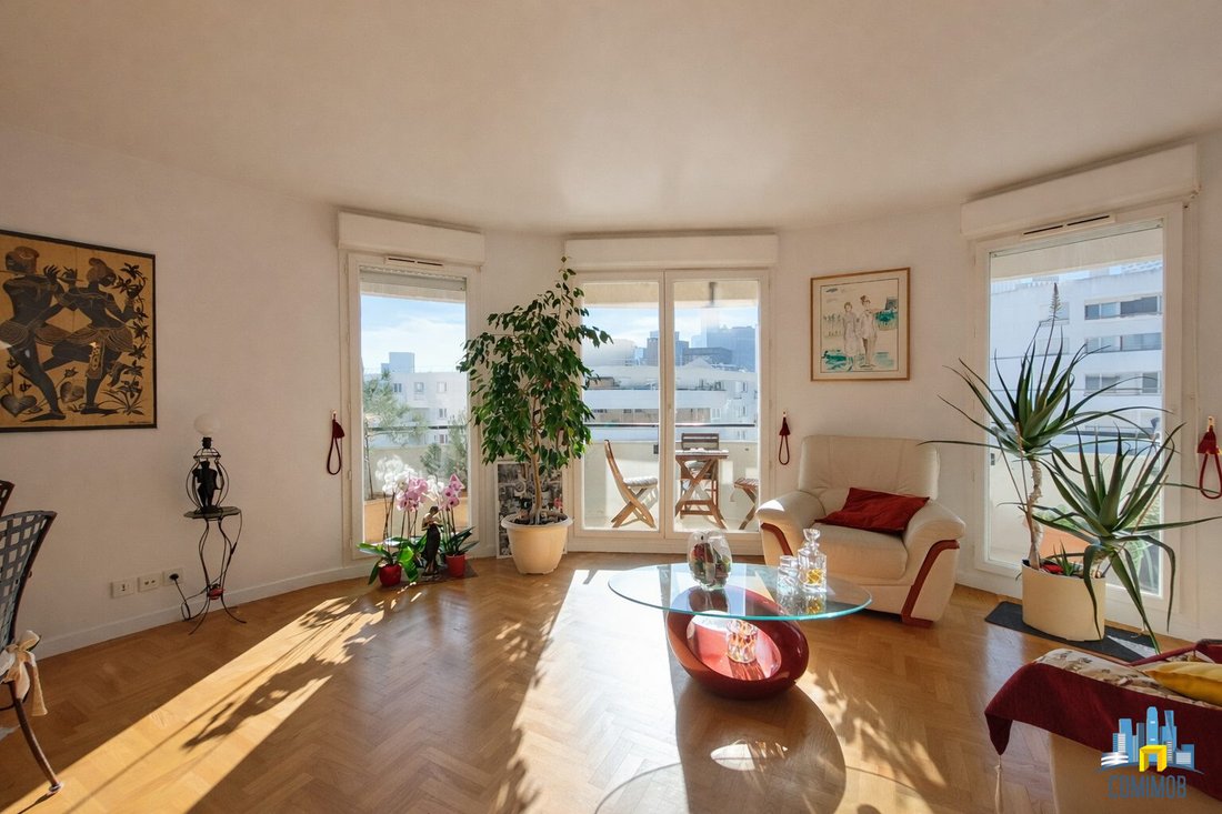Apartment in Hôtel de Ville, Courbevoie, France 1 - 17315147