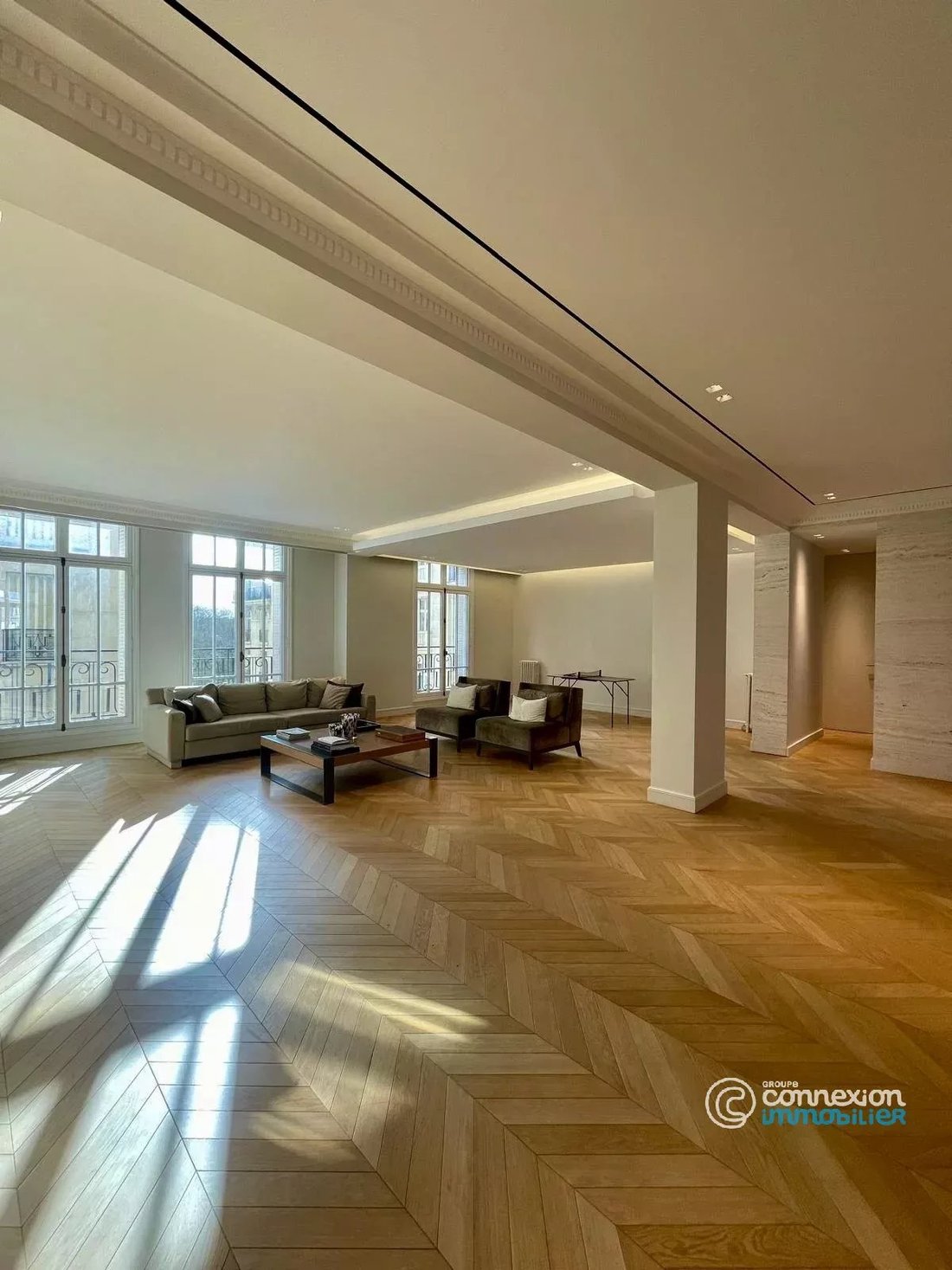 Apartment in Charles Laffitte, Neuilly-sur-Seine, France 3 - 17322679