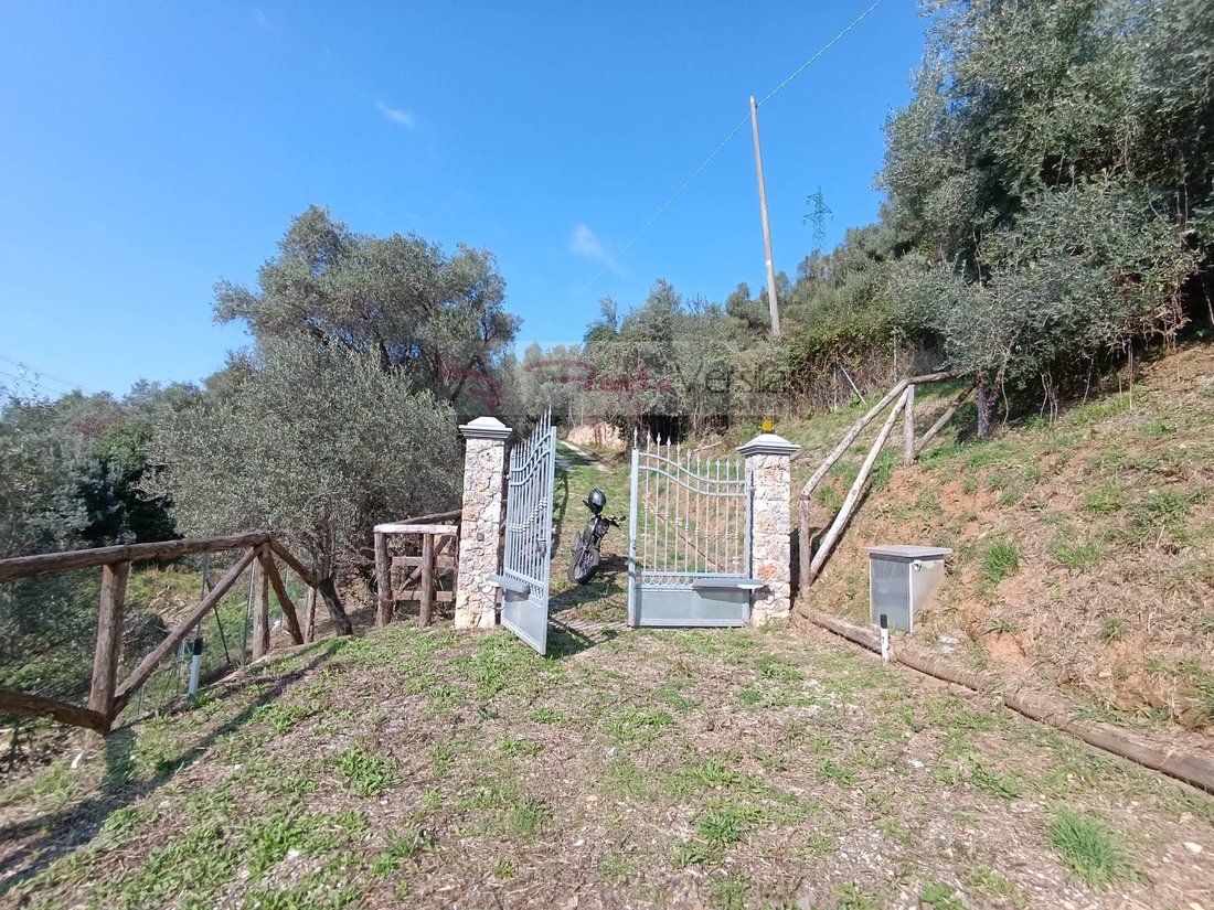 Country House in Strettoia-Capezzano-Valdicastello, Pietrasanta, Tuscany 4 - 14127273