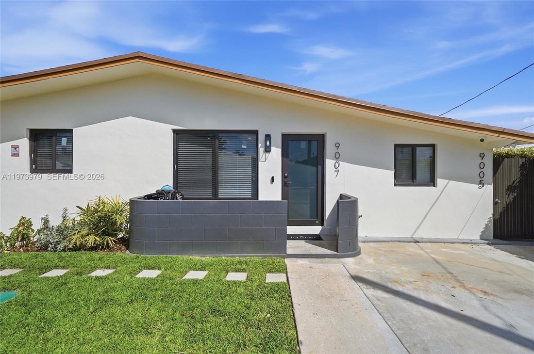 House in Miami, Florida, United States 5 - 17318440