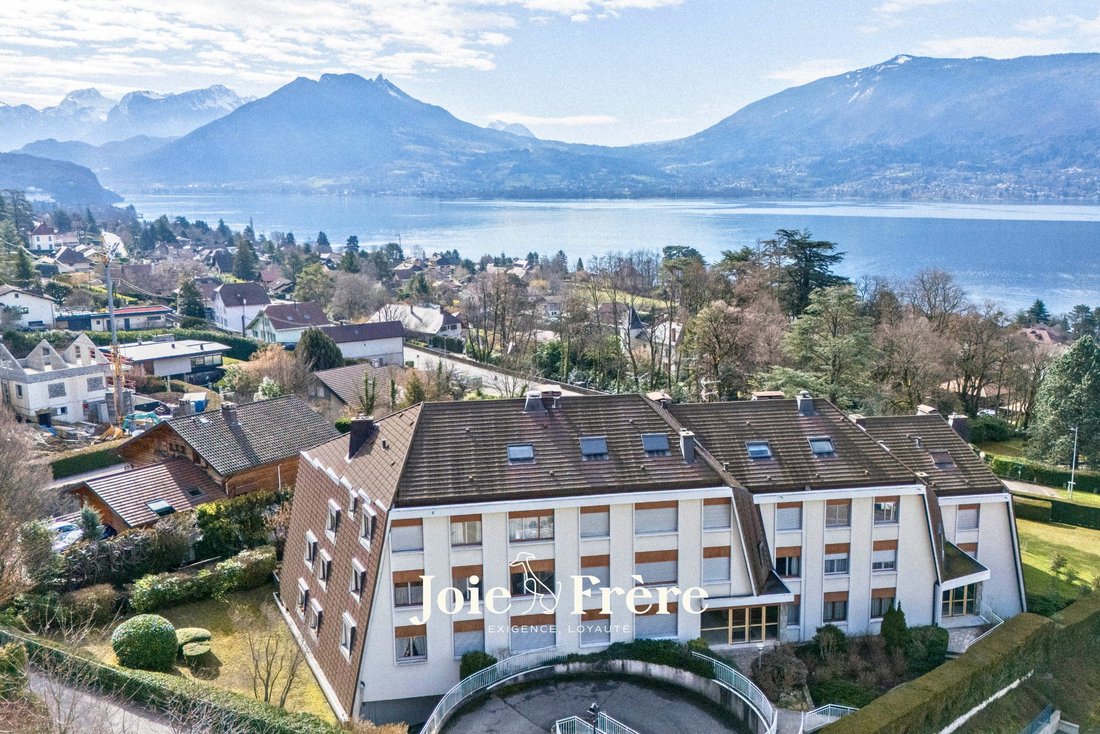 Apartment in Veyrier-du-Lac, Auvergne-Rhône-Alpes, France 2 - 17319636