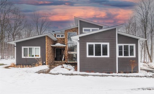House in Bloomingburg, New York, United States 1