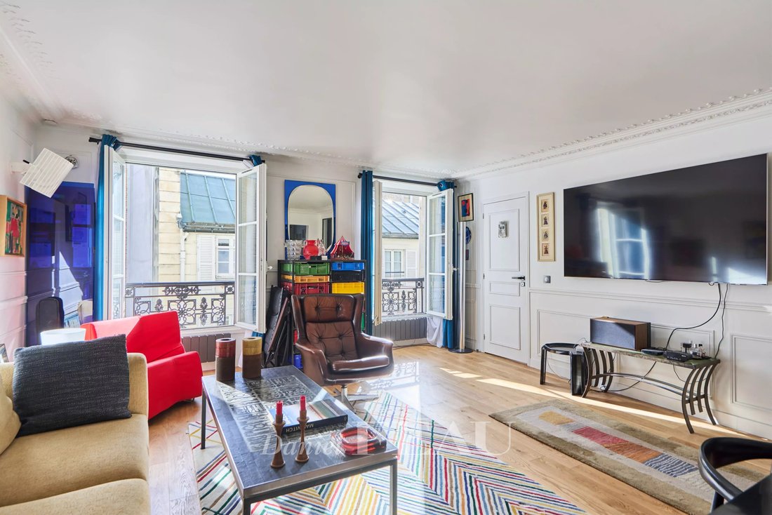 Apartment in Saint Thomas d'Aquin, Paris 7e Arrondissement, Paris 1 - 17311419