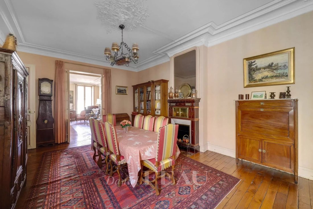 Apartment in Notre Dame, Versailles, France 3 - 17317442