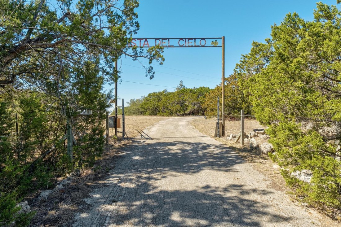 House in Dripping Springs, Texas, United States 3 - 17313381