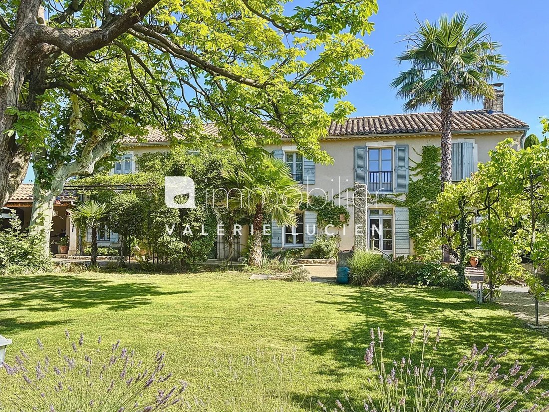 Country House in Saint-Rémy-de-Provence, Provence-Alpes-Côte d'Azur, France 2 - 17311349