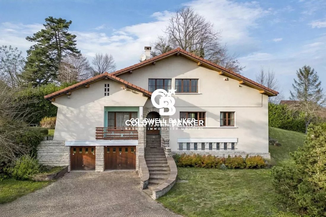 Maison à Vétraz-Monthoux, Auvergne-Rhône-Alpes, France 1 - 14963742